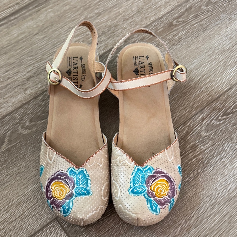 L’Artiste by Spring Step Floral Embellished Leather  Sandals